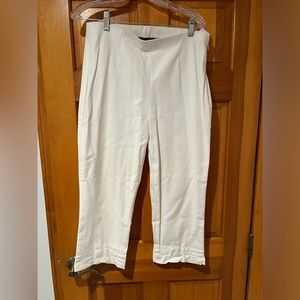 NIC & ZOE- White Capris- Size 12